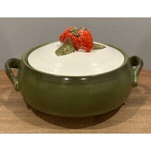 Metlox Poppytrail California Strawberry 8 1/2" Covered Vegetable Server Dish